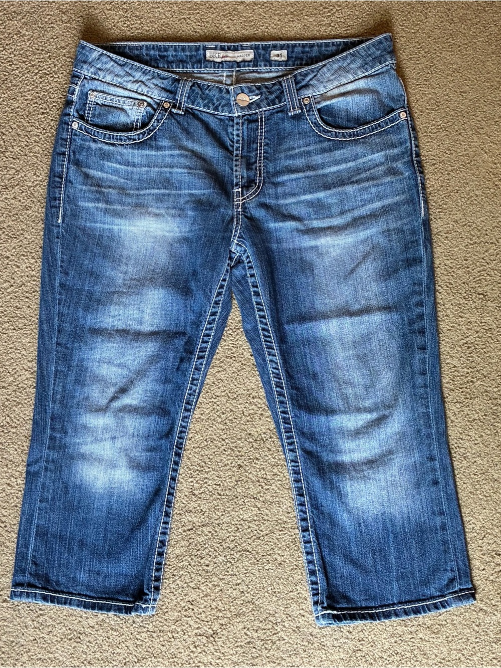 BKE Women's Harper Capri Denim Blue Jeans Relaxed Fit Size 31 Pants